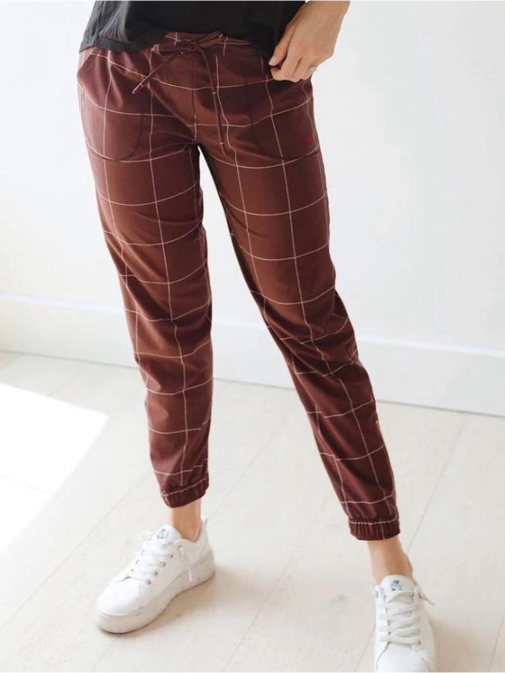 NWT Albion Fit Jesetter Windowpane Joggers